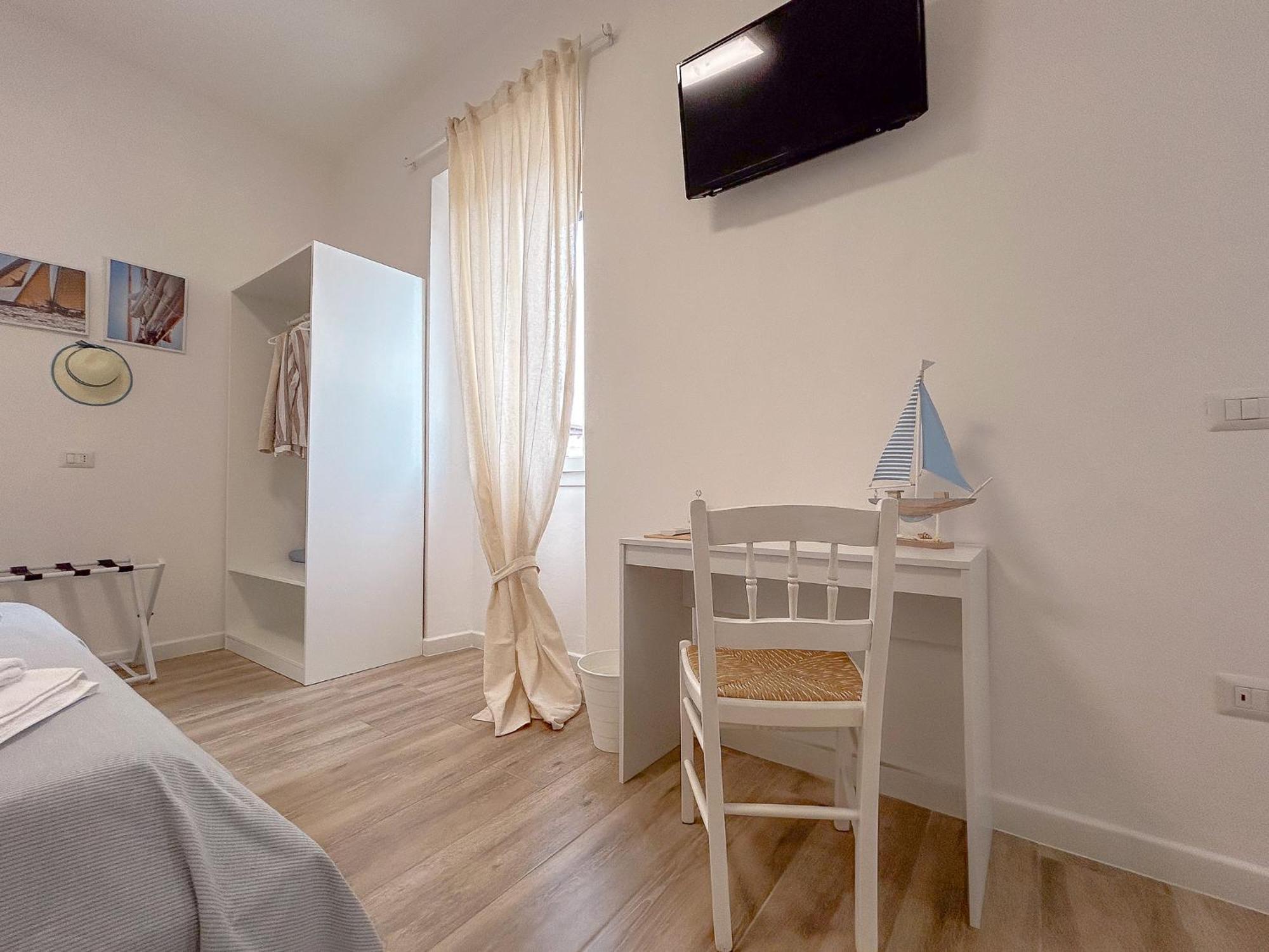 La Marina - Rooms In Стінтіно Екстер'єр фото